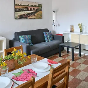 Appartamento Accomodo Mib25 Bivano Navigli, Milano
