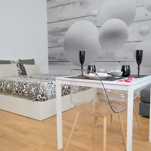 Apartment P&d Navigli Ripa Ticinese, Milan
