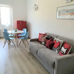 34 Via Giulio Carcano Apartment